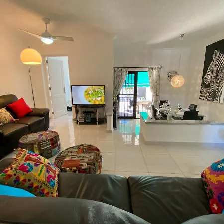 Beach Bungalow Holiday Home بيت للعطل