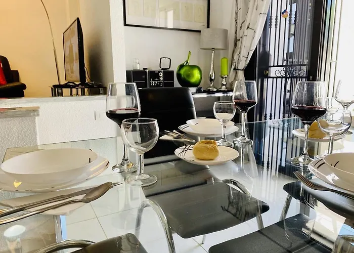 بيت للعطل Beach Bungalow Holiday Home