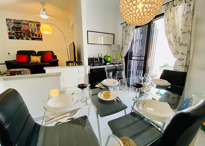 بيت للعطل Beach Bungalow Holiday Home